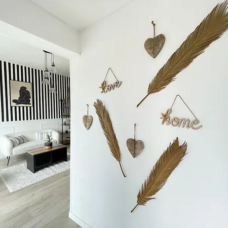 Appartement Le Paris Escapade Romantique Balneo A Theme Pres De Bayeux Martragny